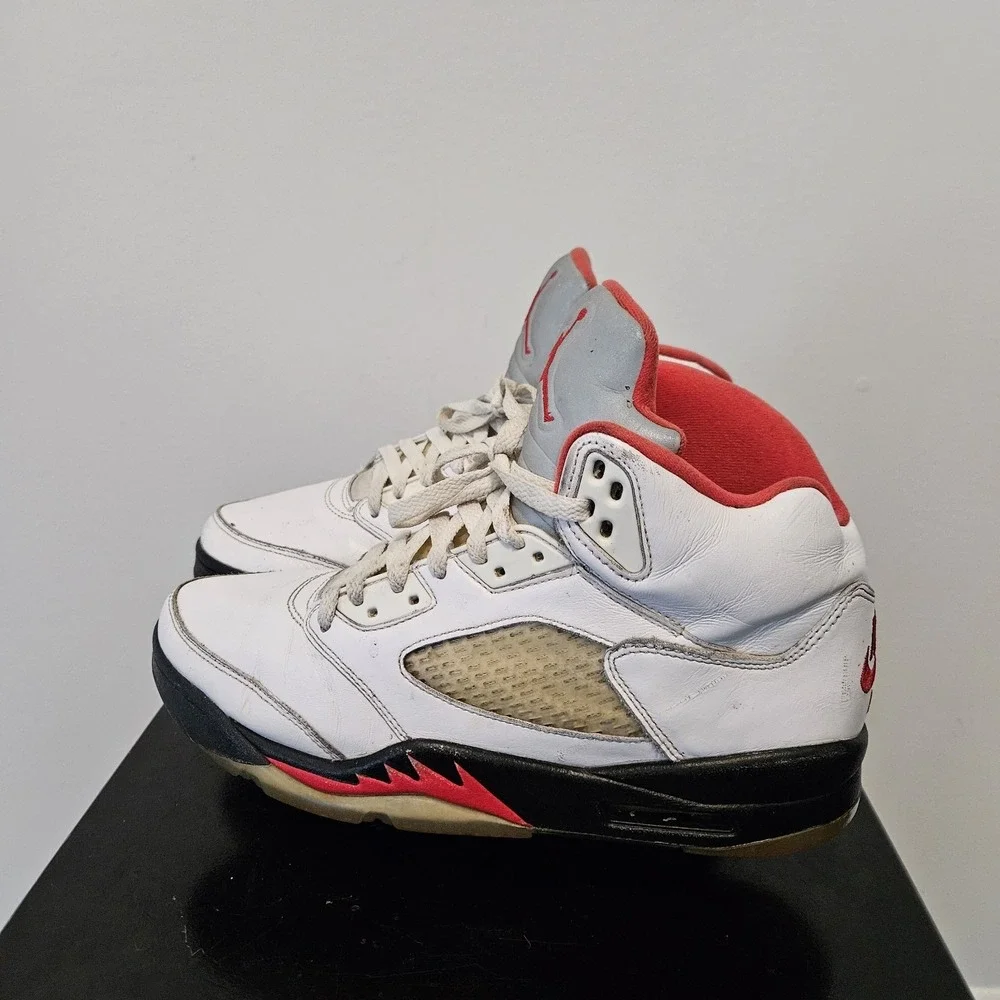 Air Jordan 5 Retro Fire Red Silver TongueDA1911-102 Men's 9.5 (2020)